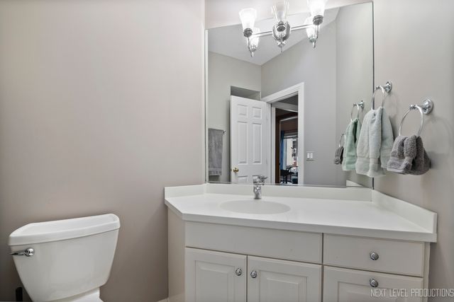 4205 Royal Fox Drive, St. Charles, IL 60174