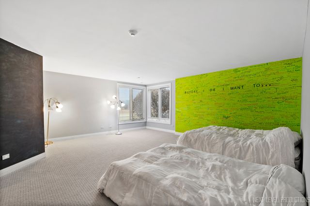 4205 Royal Fox Drive, St. Charles, IL 60174