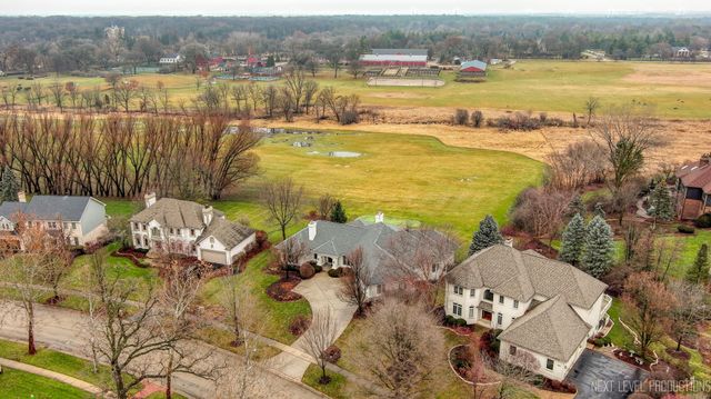 4205 Royal Fox Drive, St. Charles, IL 60174