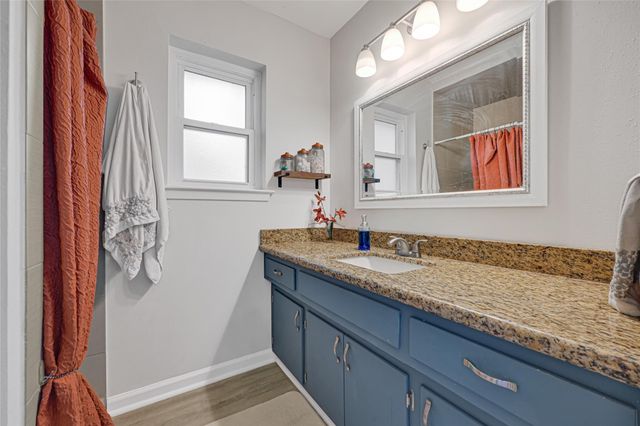 307 Winding Road, Friendswood, TX 77546
