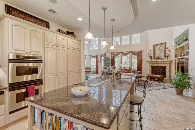 6 Aspen Creek, San Antonio, TX 78248