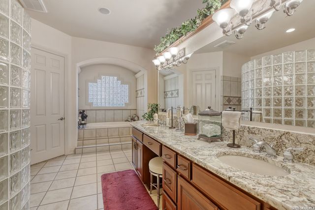 6 Aspen Creek, San Antonio, TX 78248