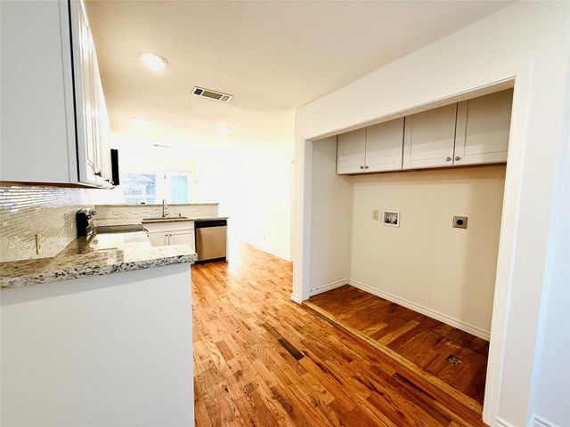 632 Peggs Street, Desoto, TX 75115