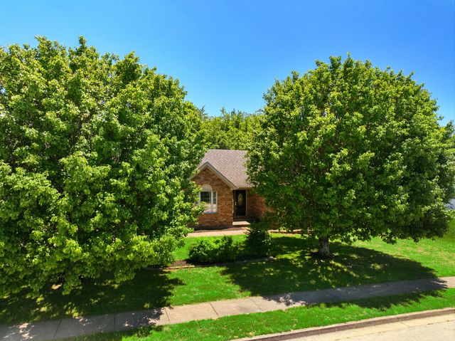 164 Central Park Avenue, Berea, KY 40403