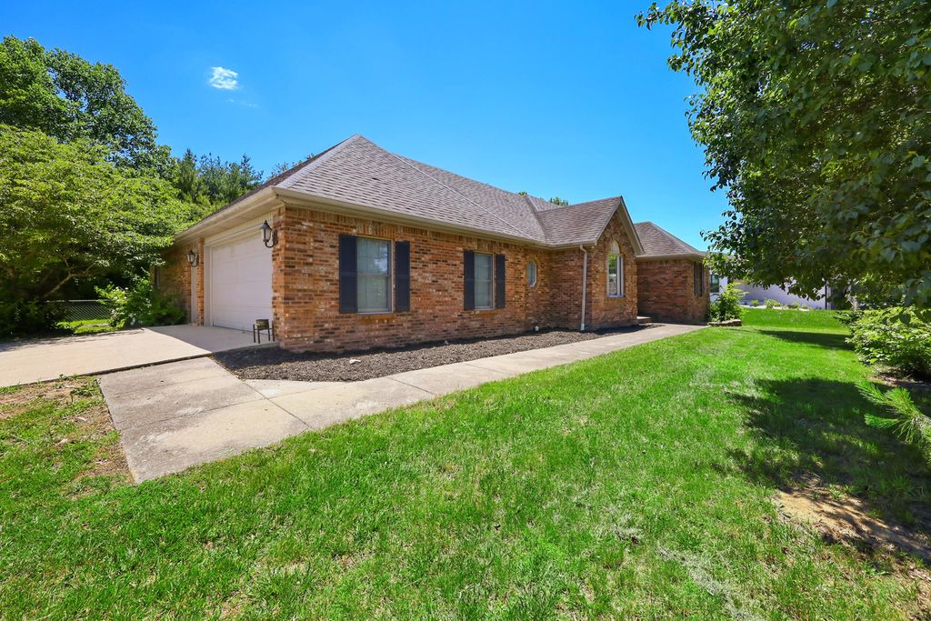 164 Central Park Avenue, Berea, KY 40403