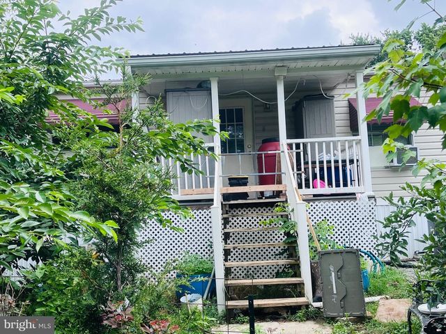 17101 MINER AVE, Williamsport, MD 21795