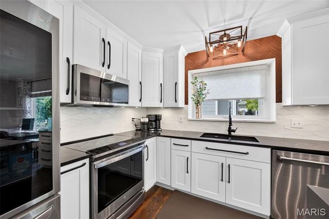 1473 Shelby Point Drive, O'fallon, MO 63366