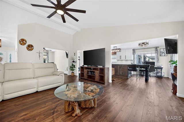 1473 Shelby Point Drive, O'fallon, MO 63366