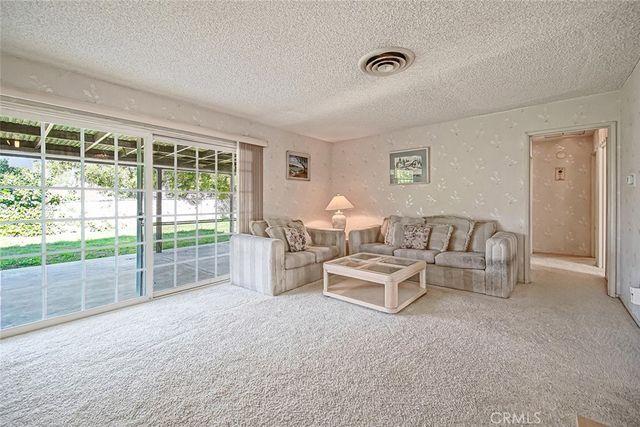 20751 Clark Street, Woodland Hills, CA 91367