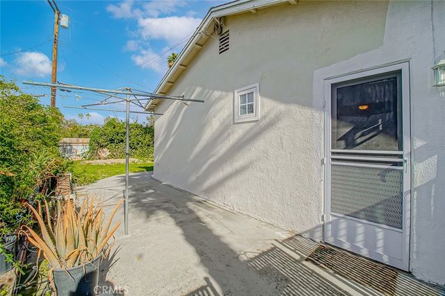 20751 Clark Street, Woodland Hills, CA 91367