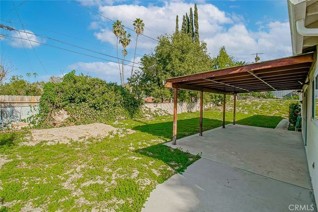 20751 Clark Street, Woodland Hills, CA 91367