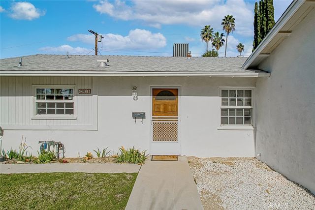 20751 Clark Street, Woodland Hills, CA 91367