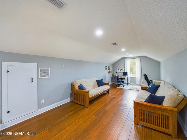 75610 EDWARDS Road, Yulee, FL 32097
