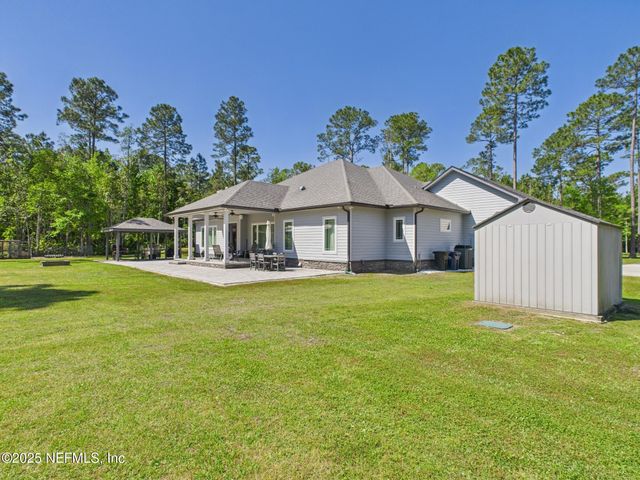 75610 EDWARDS Road, Yulee, FL 32097