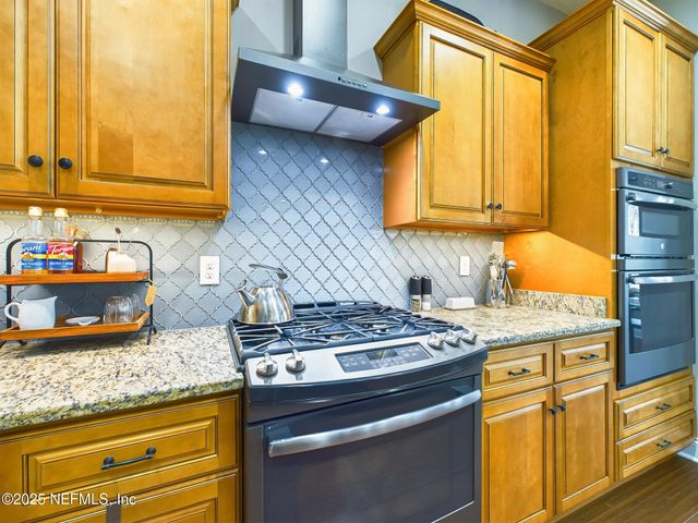 75610 EDWARDS Road, Yulee, FL 32097
