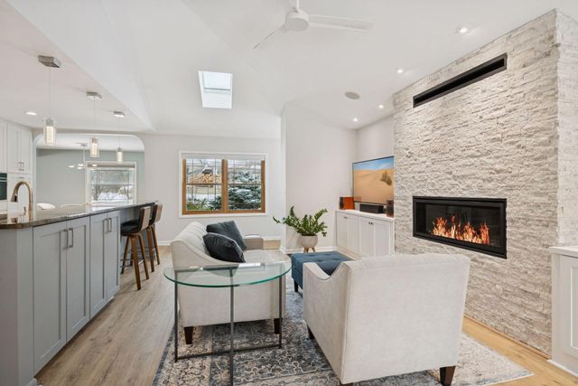 5501 Park Place, Edina, MN 55424