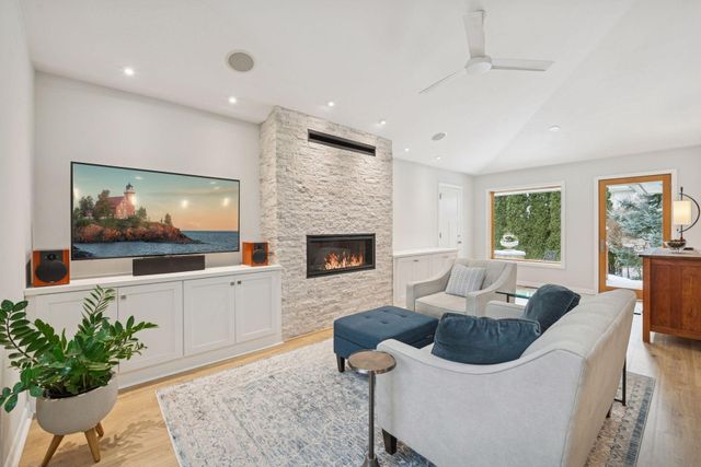 5501 Park Place, Edina, MN 55424