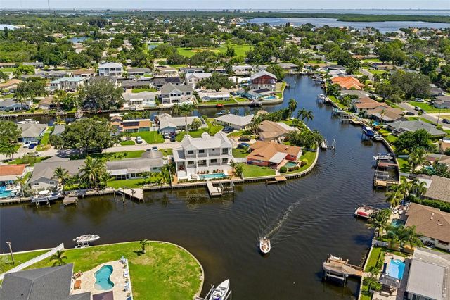 1482 51ST AVENUE NE, St Petersburg, FL 33703