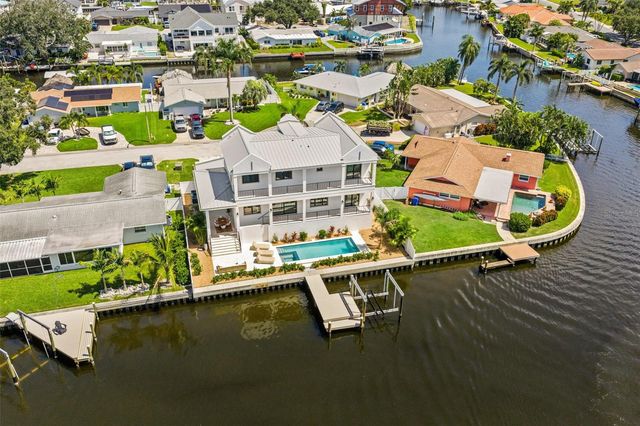 1482 51ST AVENUE NE, St Petersburg, FL 33703
