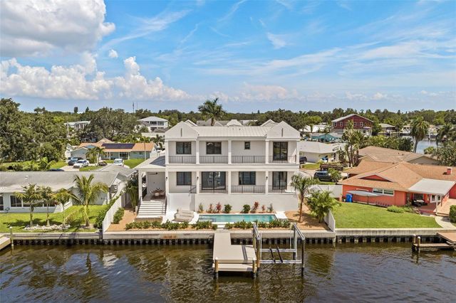 1482 51ST AVENUE NE, St Petersburg, FL 33703