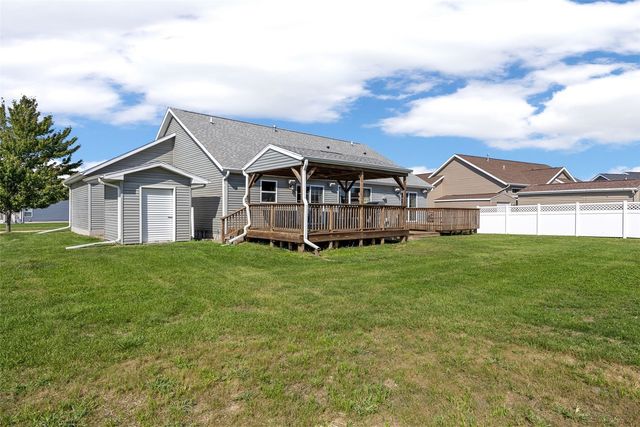 7219 Rock Wood Drive SW, Cedar Rapids, IA 52404