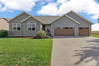 7219 Rock Wood Drive SW, Cedar Rapids, IA 52404