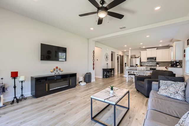 116 Angel Oak WAY, San Marcos, TX 78666