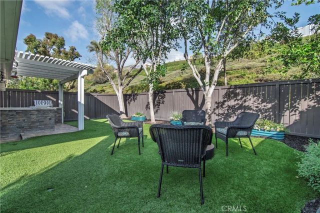 22076 Tobarra, Mission Viejo, CA 92692