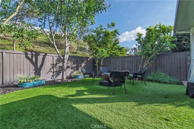 22076 Tobarra, Mission Viejo, CA 92692