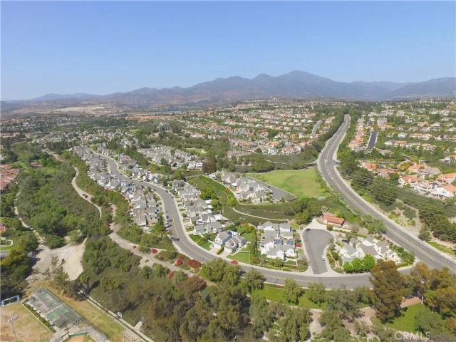 22076 Tobarra, Mission Viejo, CA 92692