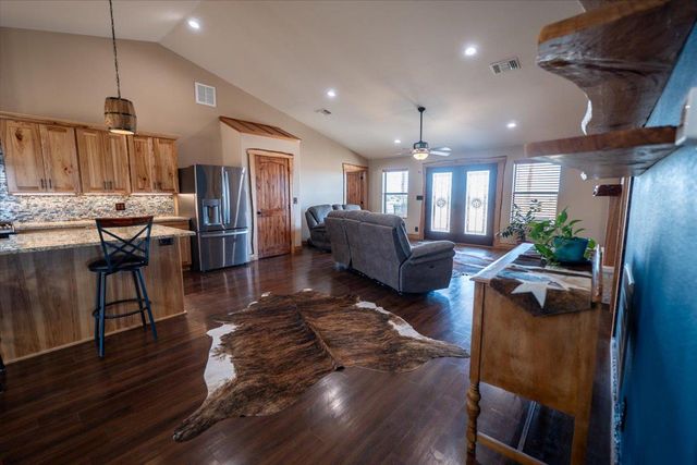 1825 Savanna Ridge Ranch RD, Lometa, TX 76853