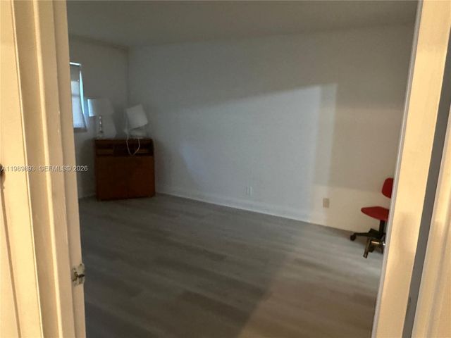 410 SE 2nd St 118, Hallandale Beach, FL 33009