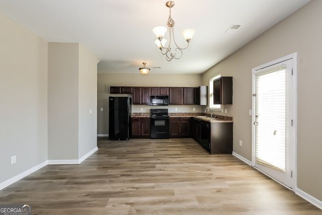 244 Bandelier Circle, Hampton, GA 30228