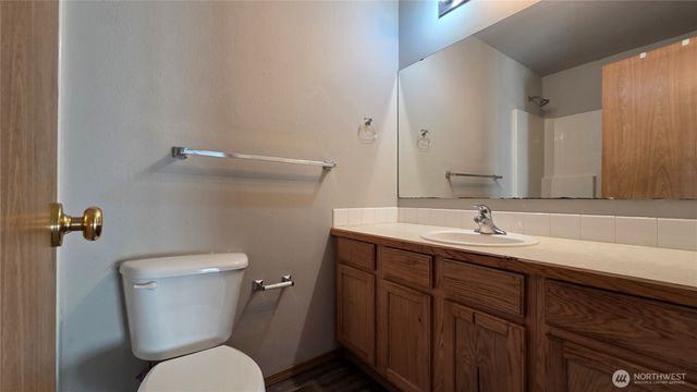 11316 1st Avenue Ct E, Tacoma, WA 98445