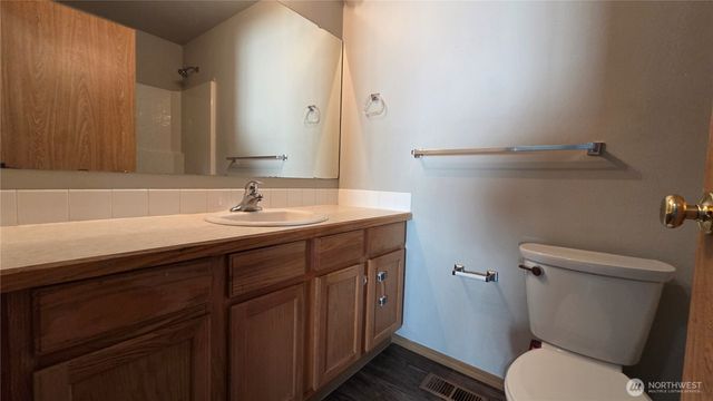 11316 1st Avenue Ct E, Tacoma, WA 98445