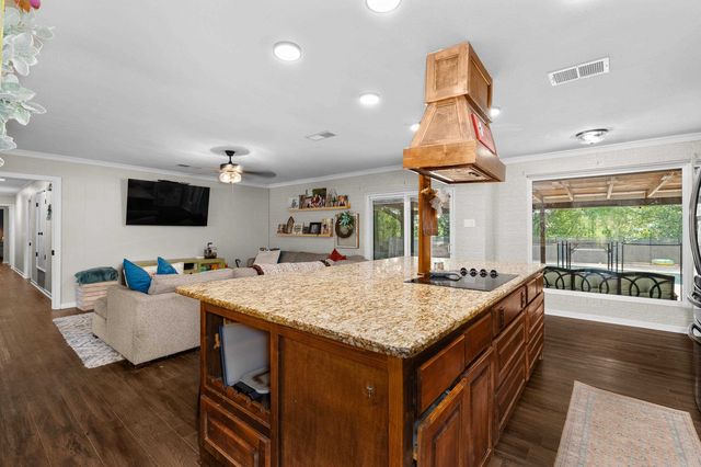 104 Jan, Henderson, TX 75654