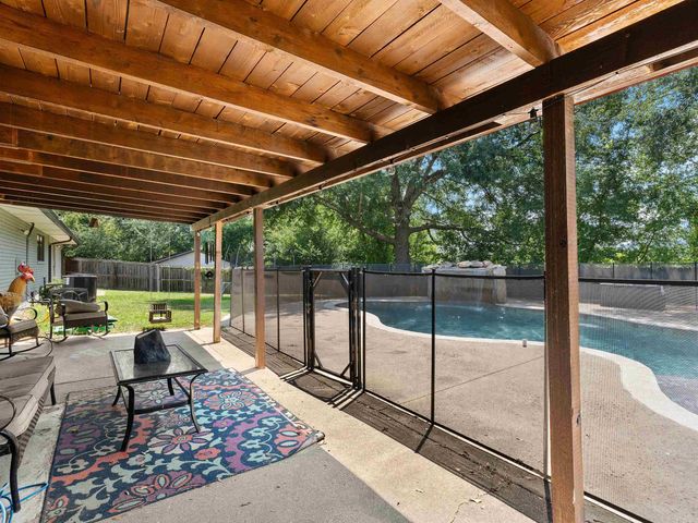 104 Jan, Henderson, TX 75654