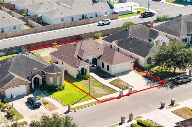 918 Loyola Drive, Edinburg, TX 78541