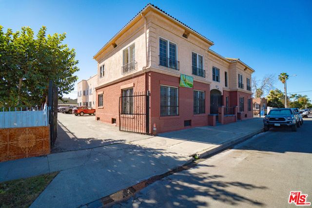 680 E 47th Street, Los Angeles, CA 90011