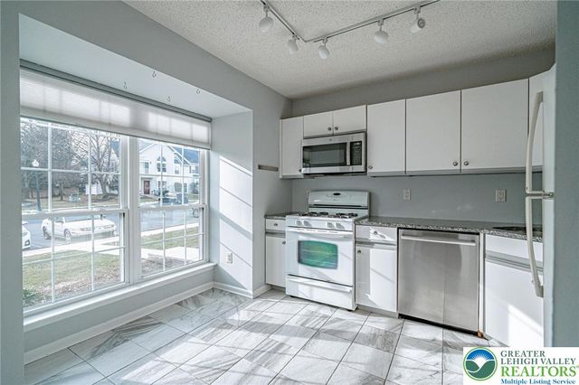 1853 Mansfield Street, Lower Saucon Twp, PA 18055