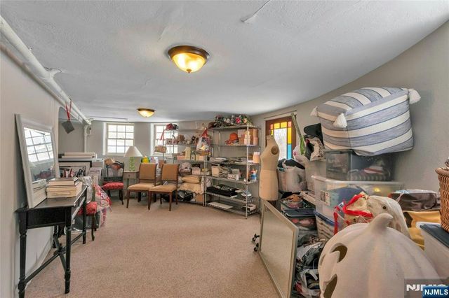 28 Turners Lake Drive, Mahwah, NJ 07430