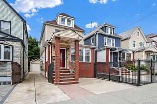 88-44 202nd Street, Hollis, NY 11423