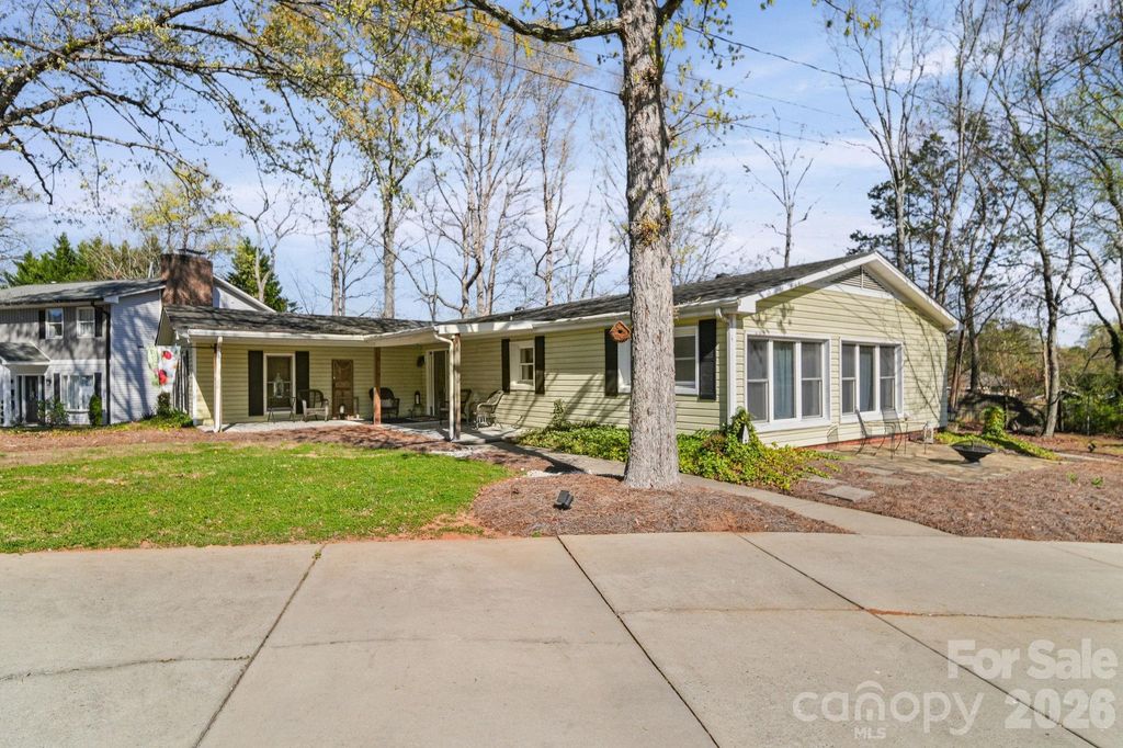 100 Todd Drive NE, Concord, NC 28025