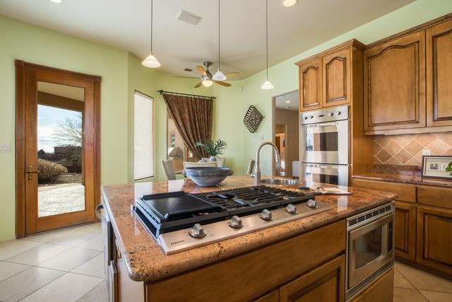 9306 Dana Court NE, Albuquerque, NM 87122