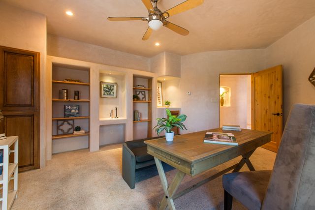 9306 Dana Court NE, Albuquerque, NM 87122