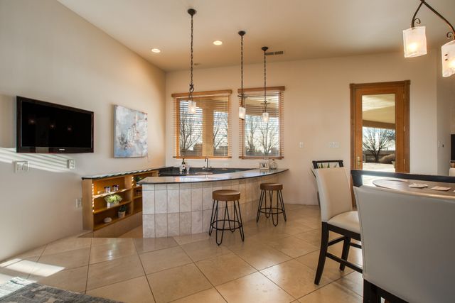 9306 Dana Court NE, Albuquerque, NM 87122