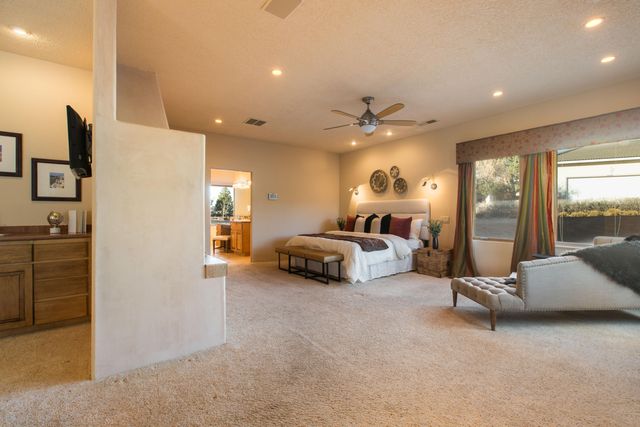 9306 Dana Court NE, Albuquerque, NM 87122