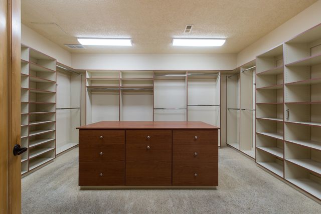 9306 Dana Court NE, Albuquerque, NM 87122