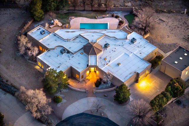 9306 Dana Court NE, Albuquerque, NM 87122