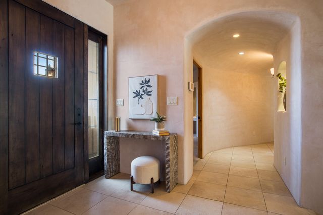 9306 Dana Court NE, Albuquerque, NM 87122